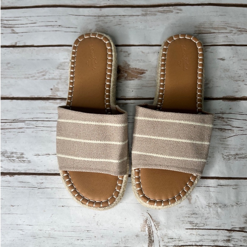 Universal Thread NWOT Slide Sandals Tan White Striped Espadrille Size 8 - Picture 2 of 7